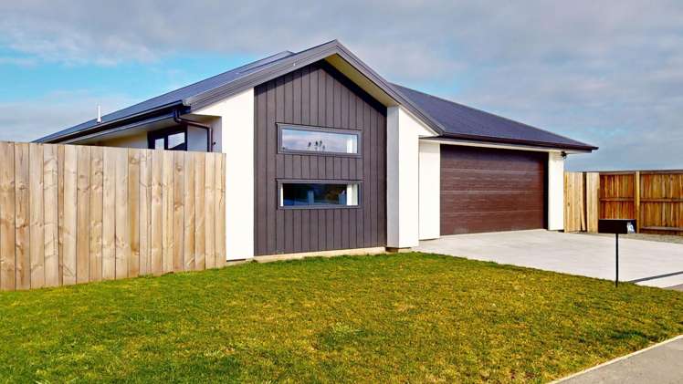 142 Trevors Road Elgin_15