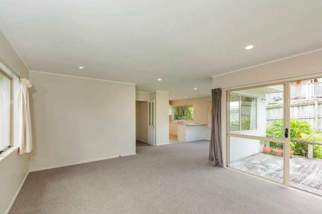 35 Goldfinch Rise Unsworth Heights_4