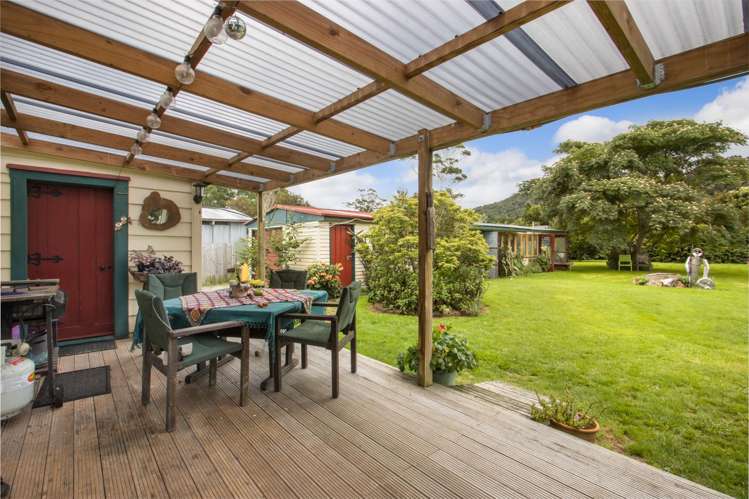 10A Queen Street Waikino_11