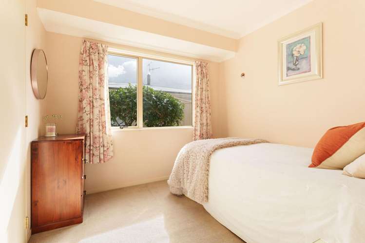 557 Fraser Street Greerton_11