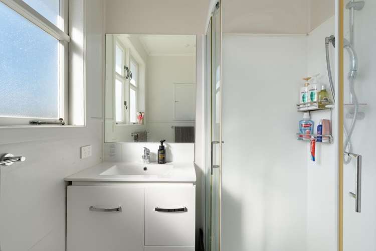 28 Rushton Avenue Otumoetai_17