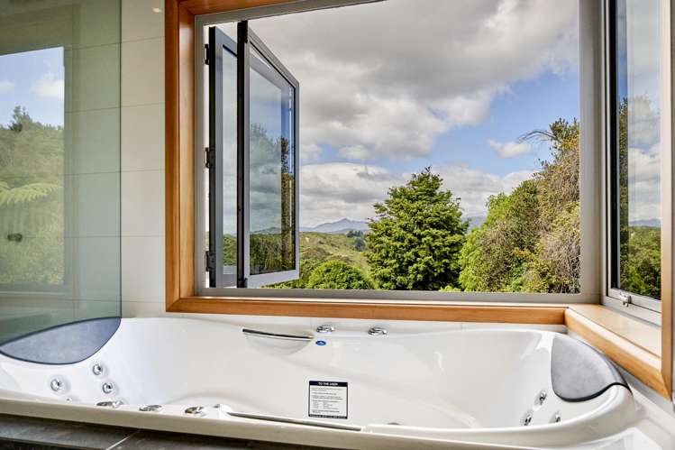 102 Kuku East Road Manakau_8