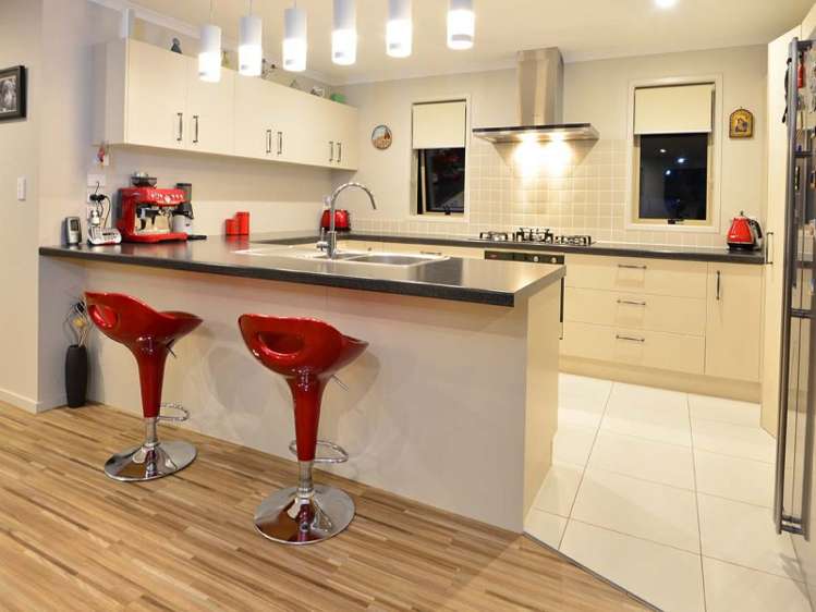 275 Whangaparaoa Road Red Beach_7