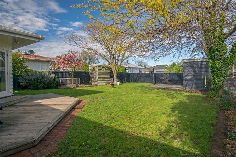 8 Edinburgh Crescent Redwoodtown_23