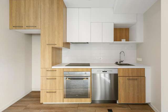 402/166 Victoria Street Te Aro_2