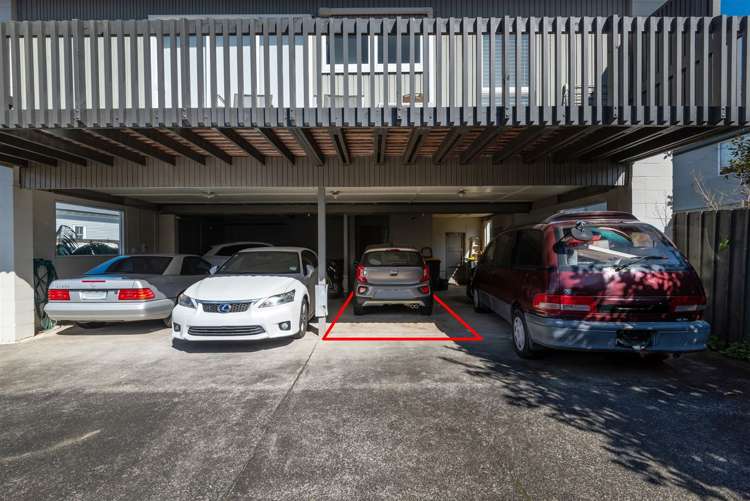 2/21 Queens Parade Devonport_21