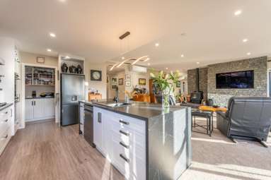 45 Meadowstone Street_4