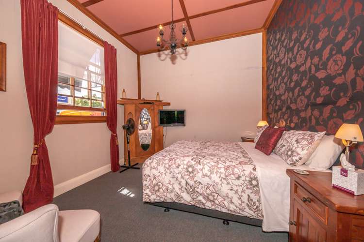 55 Broadway Reefton_1