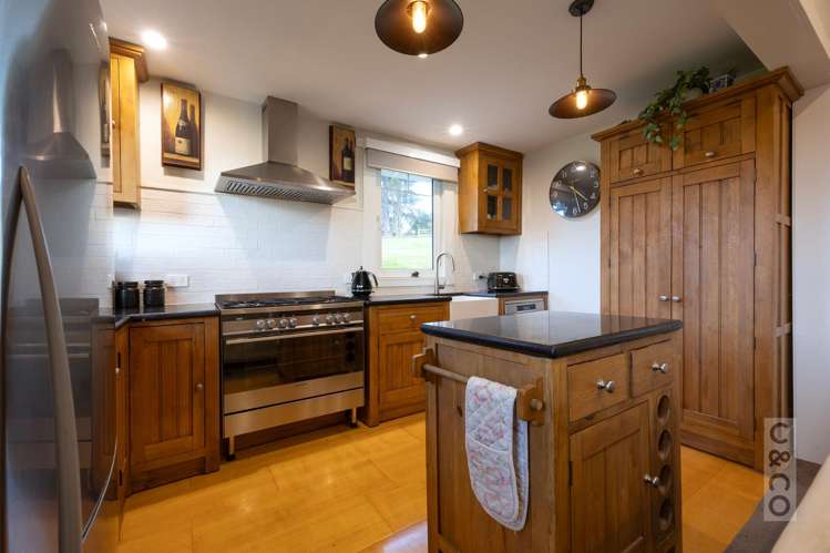 100 Evans Road South Head_35