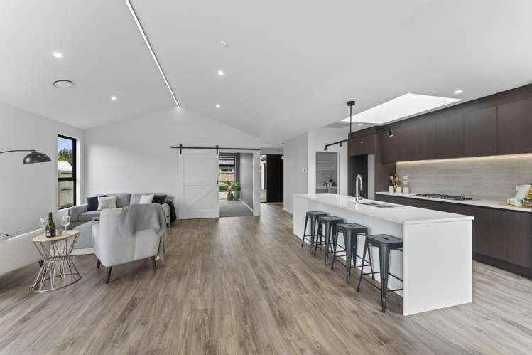 11 Lorenzos Lane Halswell_11