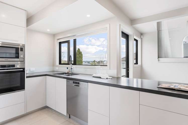 68 Long Drive St Heliers_4