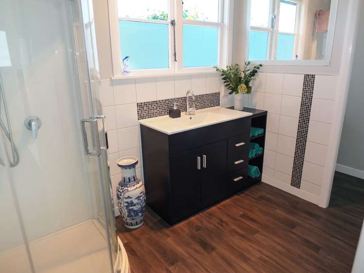 15 Andrews Street Foxton Beach_13