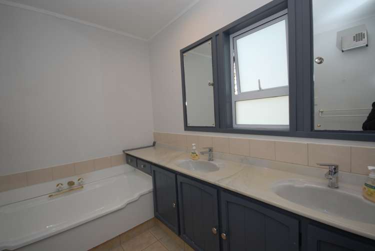 1/140 Aberdeen Road Campbells Bay_10