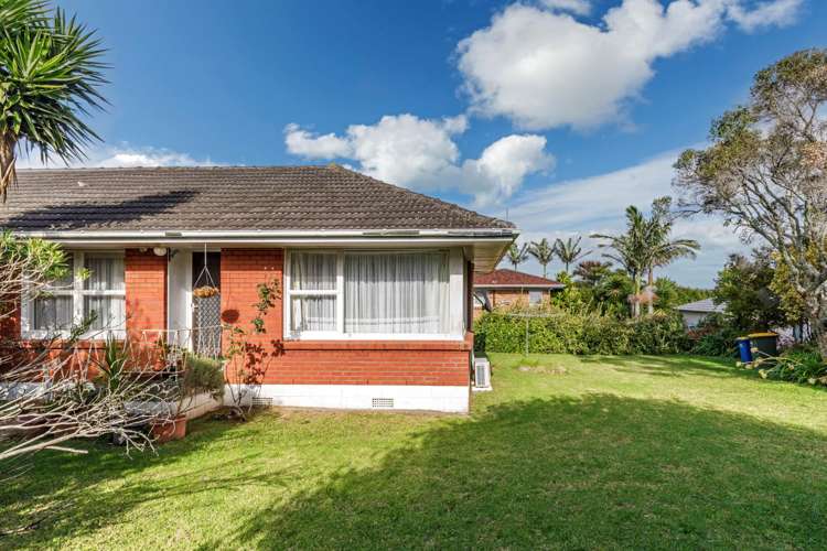 1 Marsh Avenue Forrest Hill_36