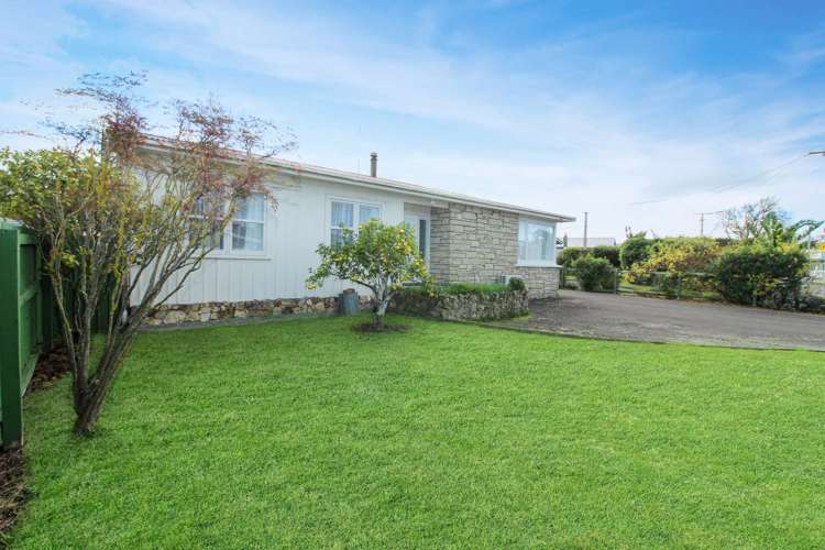390 Wellington Road_0