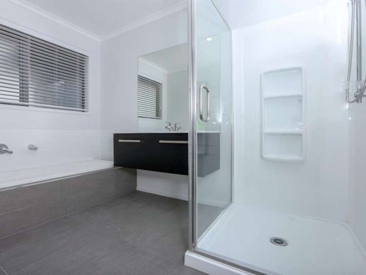 14 Costello Drive Ngatea_9