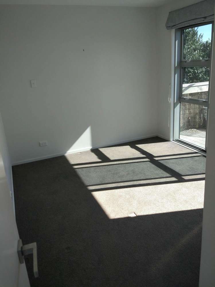 15 D'oyly Drive Stanmore Bay_9