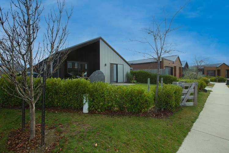 1 Merivale Avenue Wanaka_15