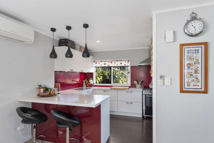 106 Coopers Road Gate Pa_4