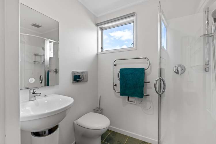 30 Upper Chelverton Drive Red Beach_20