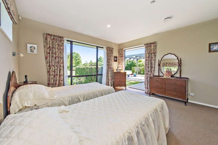 76 Stott Drive Darfield_16