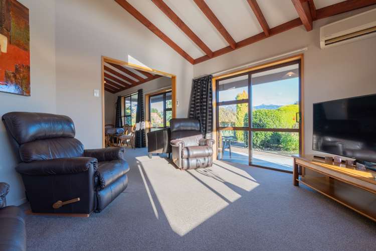 17 Bowen Street Te Anau_12