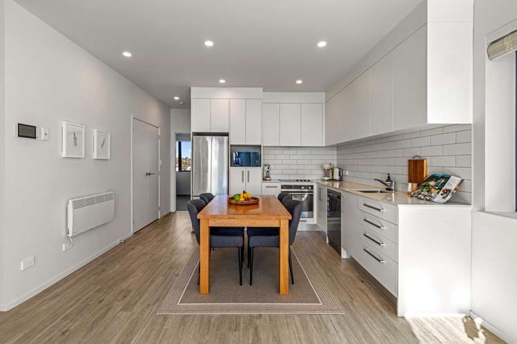 207/165 Lake Road Northcote_8