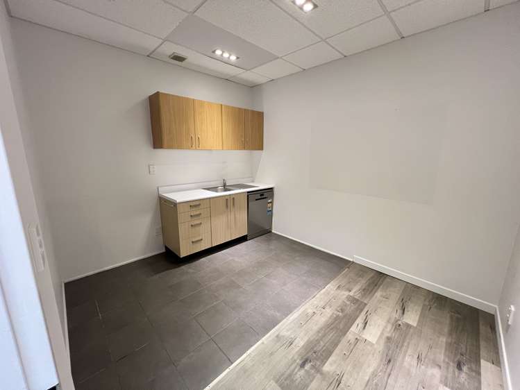 C2/27-29 William Pickering Drive Albany_6