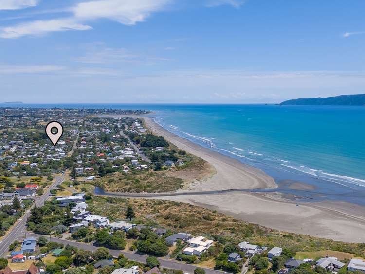16 Rauparaha Street Waikanae Beach_23