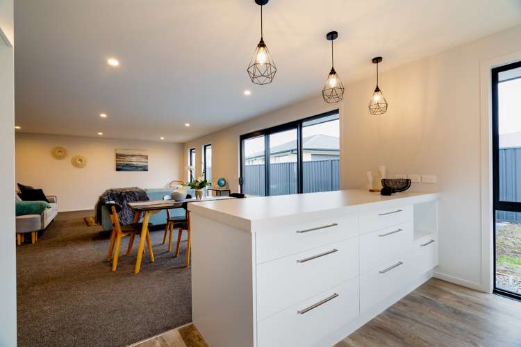 39 Anderton Crescent Mosgiel_3