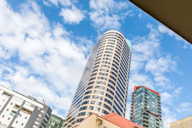 2j/10 Hobson Street Auckland Central_15
