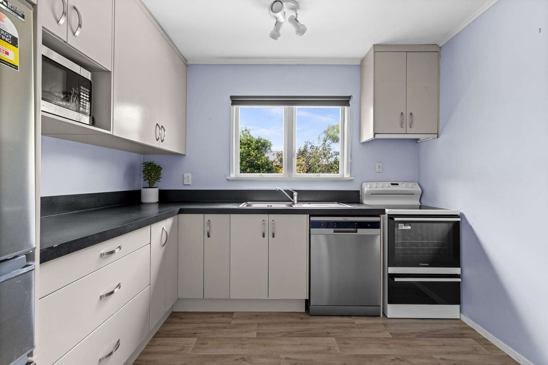 2/32 White Street Taradale_0