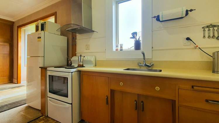 139 Forfar Street Clyde Hill_10