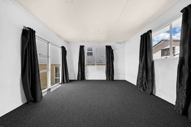 37 McDivitt Street Manurewa_12