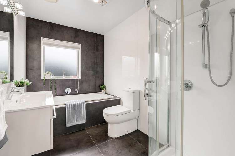 9 Ruth Craig Place Stanmore Bay_20