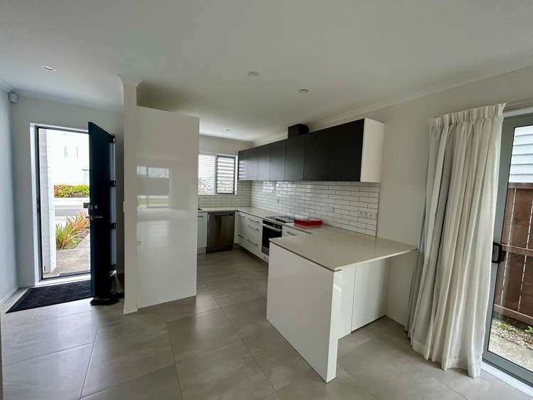 24 Plover Road Hobsonville_2