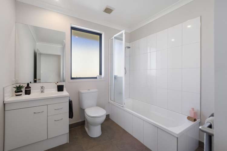 16 Galloway Crescent Pyes Pa_15