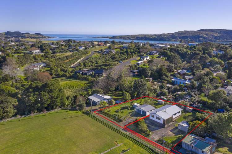 13b East Street Raglan_22