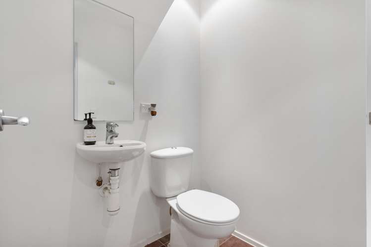 27b Alpers Avenue Epsom_29