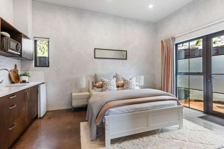 157 Point View Drive East Tamaki Heights_10