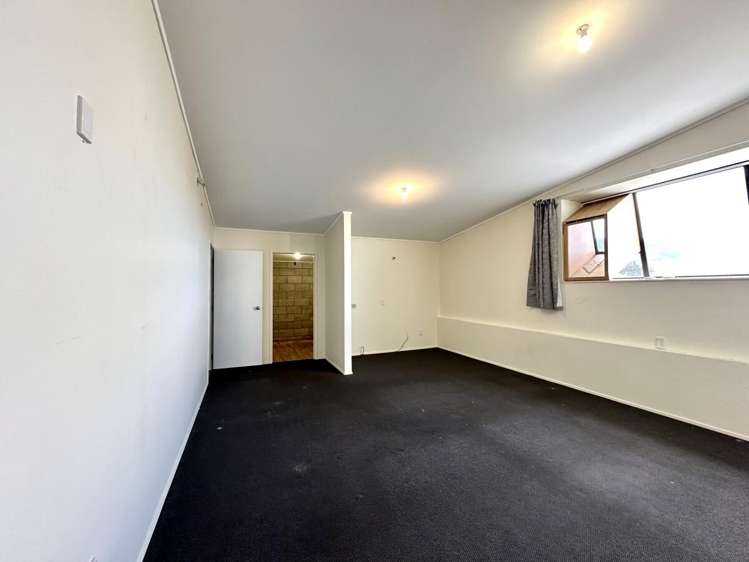 Unit 1, 12 Manuka Street Tauhara_14