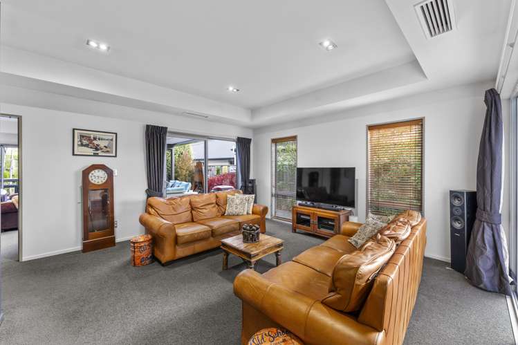 3 Bluestone Drive Waitikiri_12