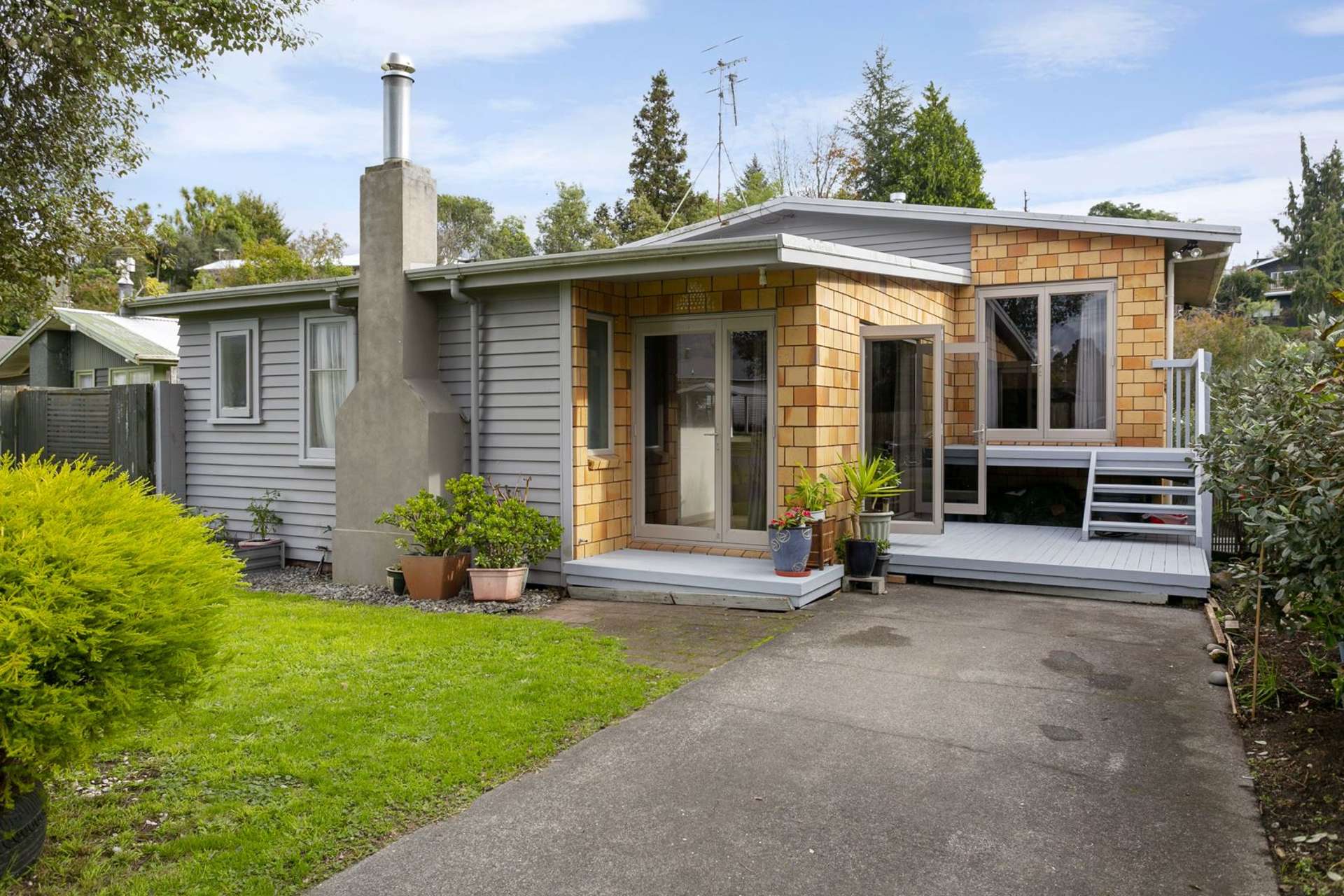 1/32 Motutahae Street Taupo_0