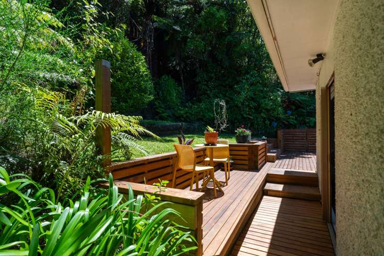 11 Bogle Grove Stokes Valley_11