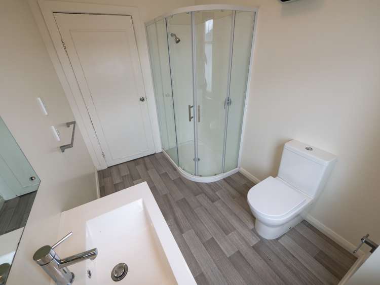 1/30 Tennyson Street City Centre_5