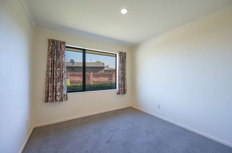 37 Starveall Street Brightwater_12