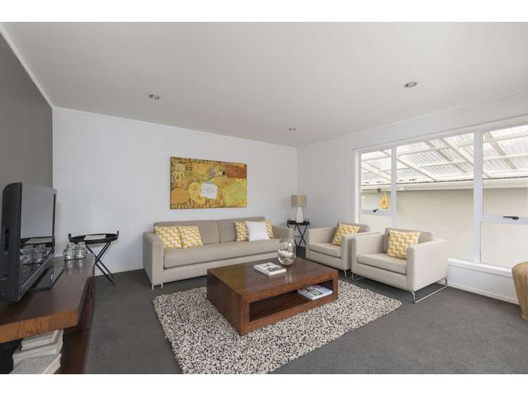 61 Glendale Road Glen Eden_1