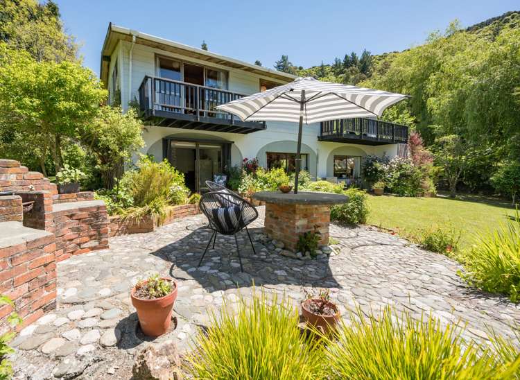 102 Lud Valley Road Hira_3