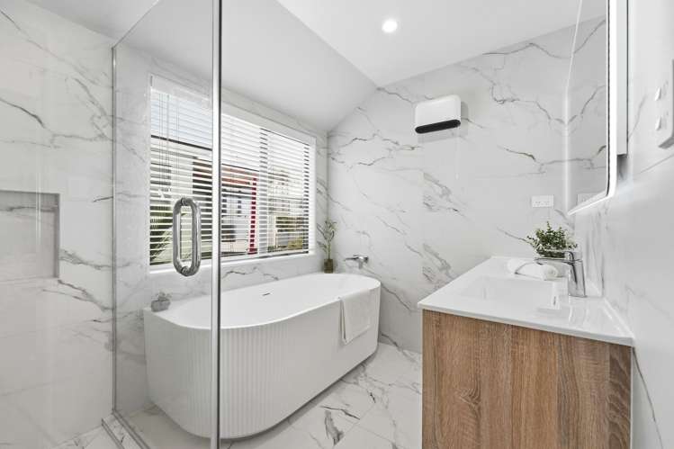 2/35 Clovelly Road Bucklands Beach_15