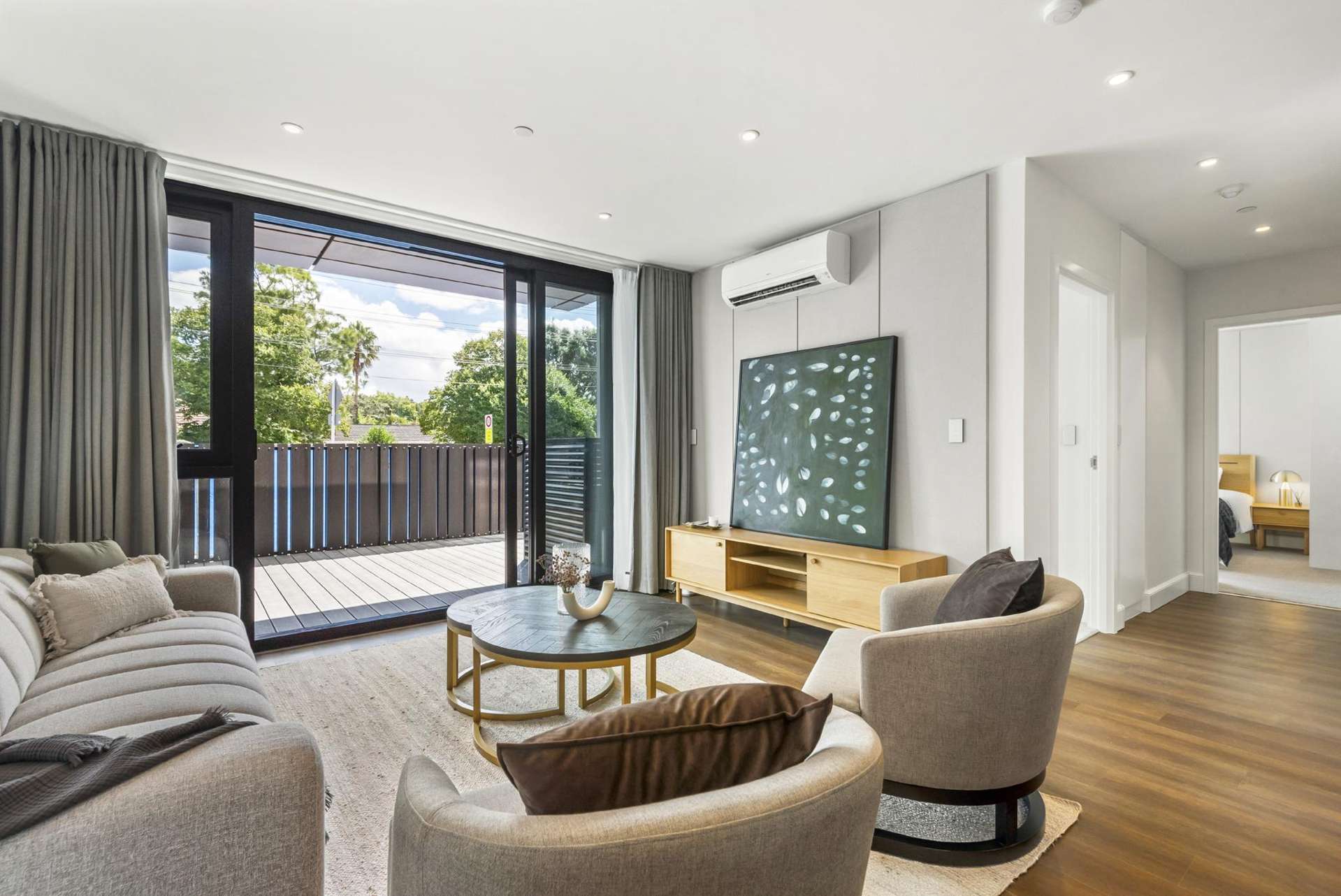 1/219 Lake Road Northcote_0